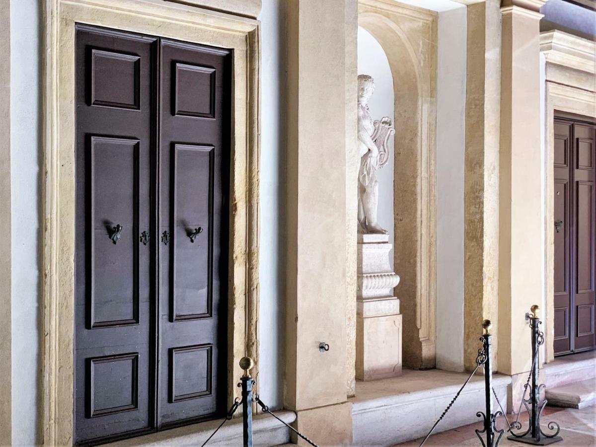 Fratta5 Luxury Apartment Vérone Extérieur photo