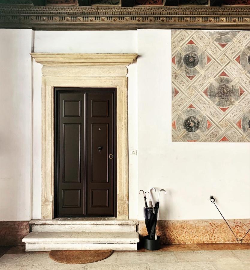 Fratta5 Luxury Apartment Vérone Extérieur photo
